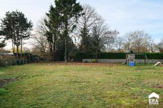 Te koop: Ruime vrijstaande woning met 3 slaapkamers in Eksel, gelegen in groene omgeving. Deze woning uit 1960 biedt een zeer solide basis met...