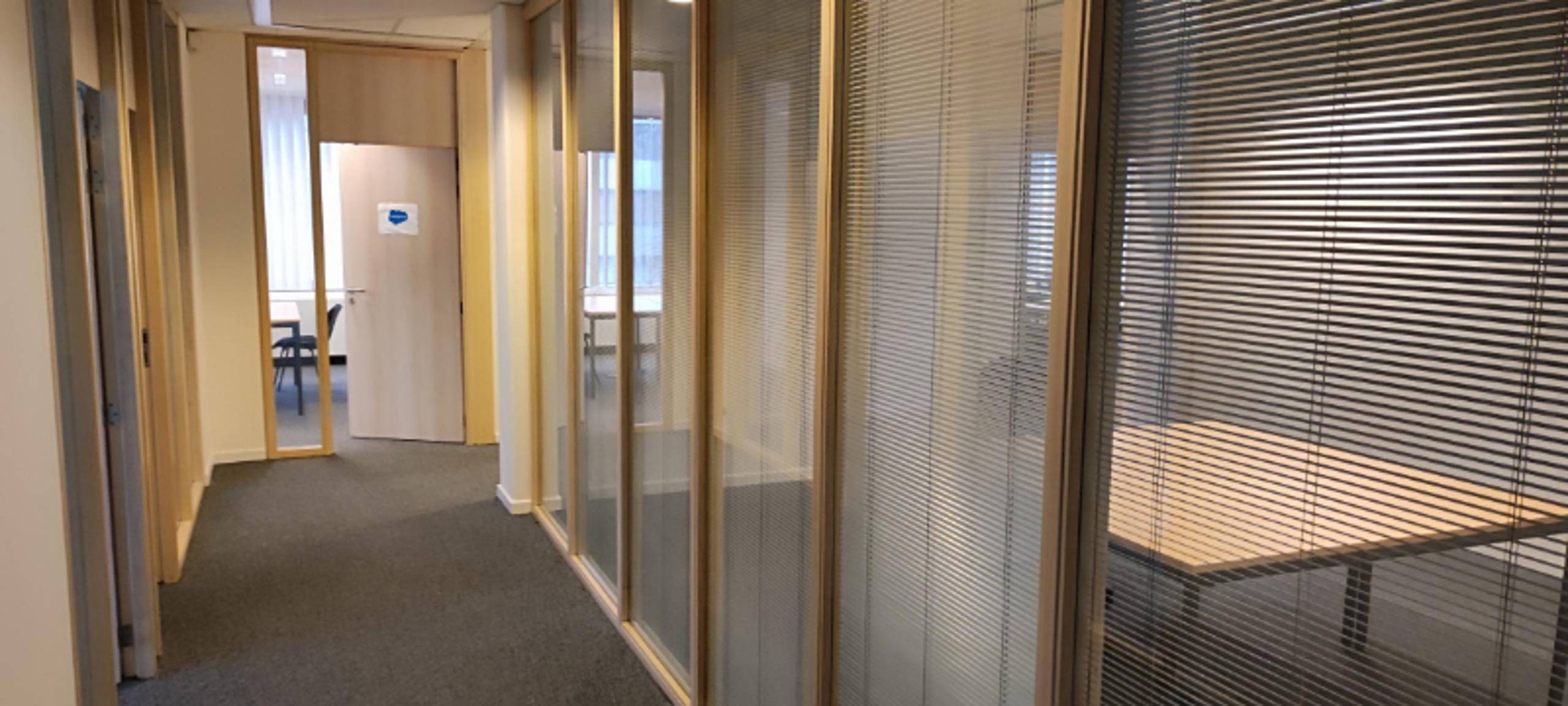 Commercial à louer à Zaventem - photo 4