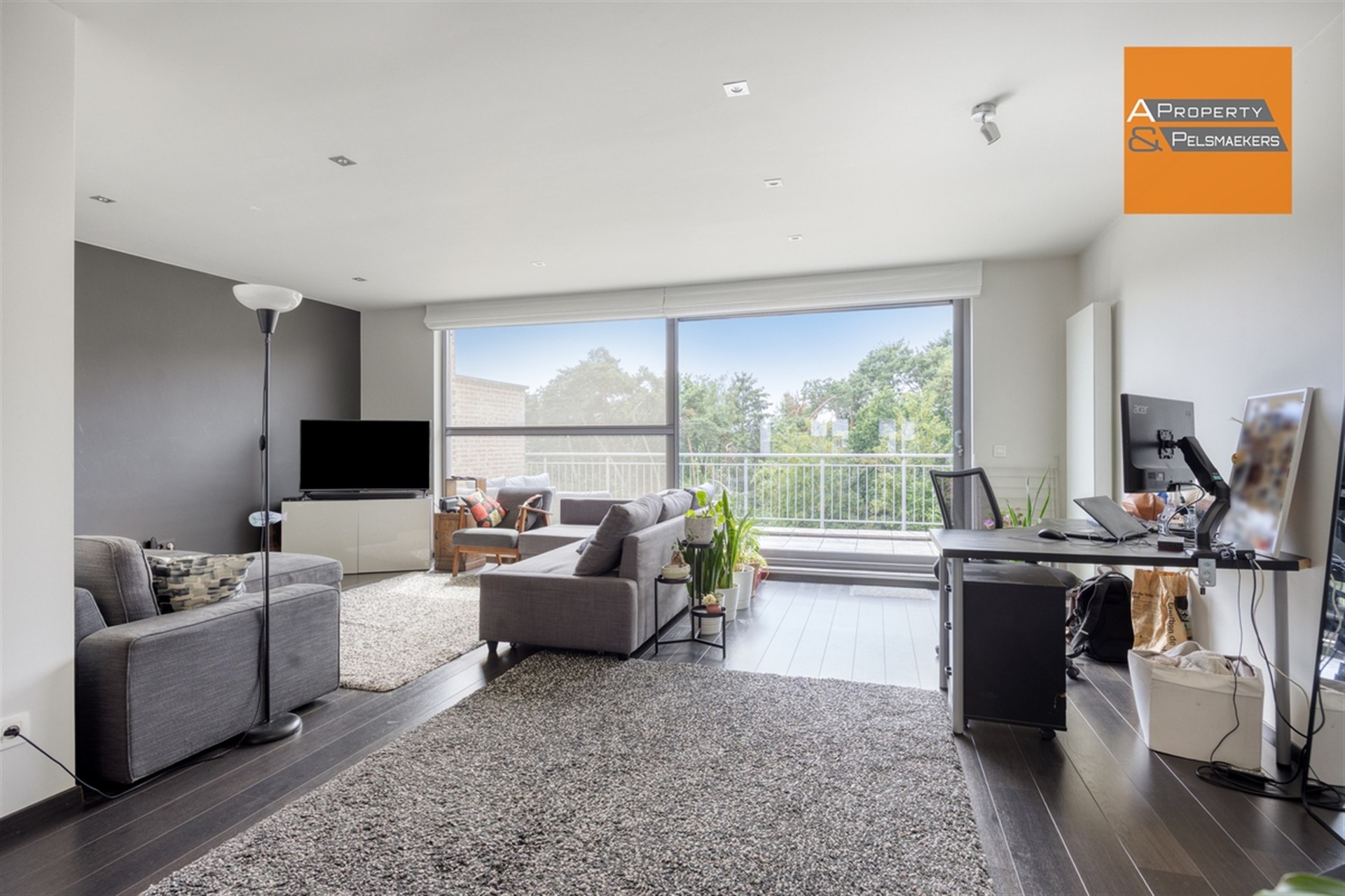 Move-in-ready duplex apartment with green views and two underground parking spaces in Ottenburg - photo 5