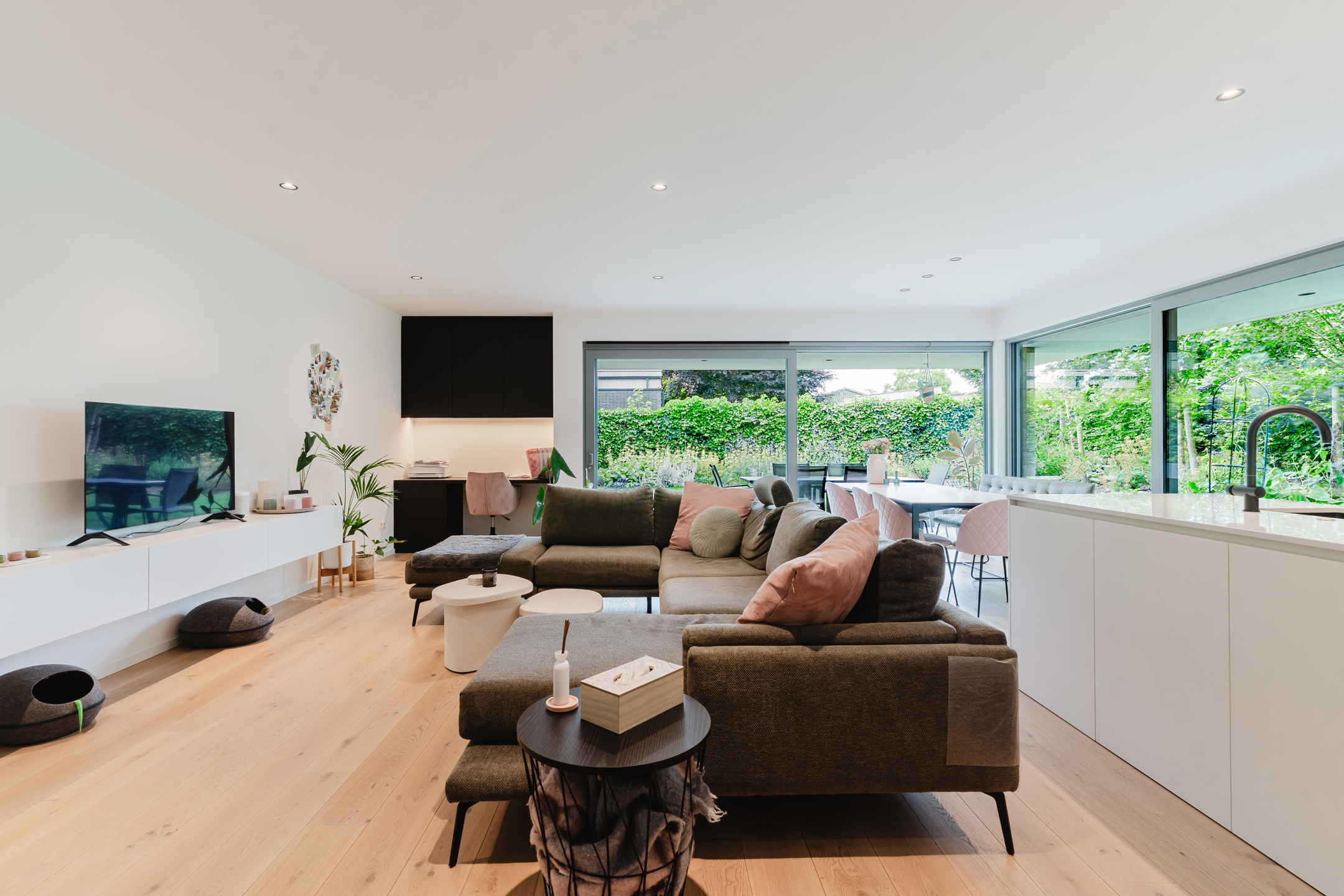 Villa-appartement met 2 SLPKS en tuin te Destelbergen - foto 4