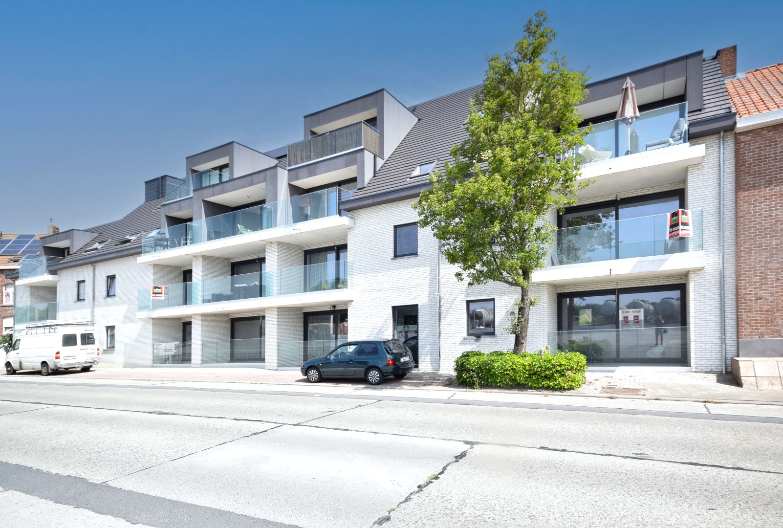 NIEUWBOUWAPPARTEMENT MET TWEE SLAAPKAMERS EN TERRAS - foto 1