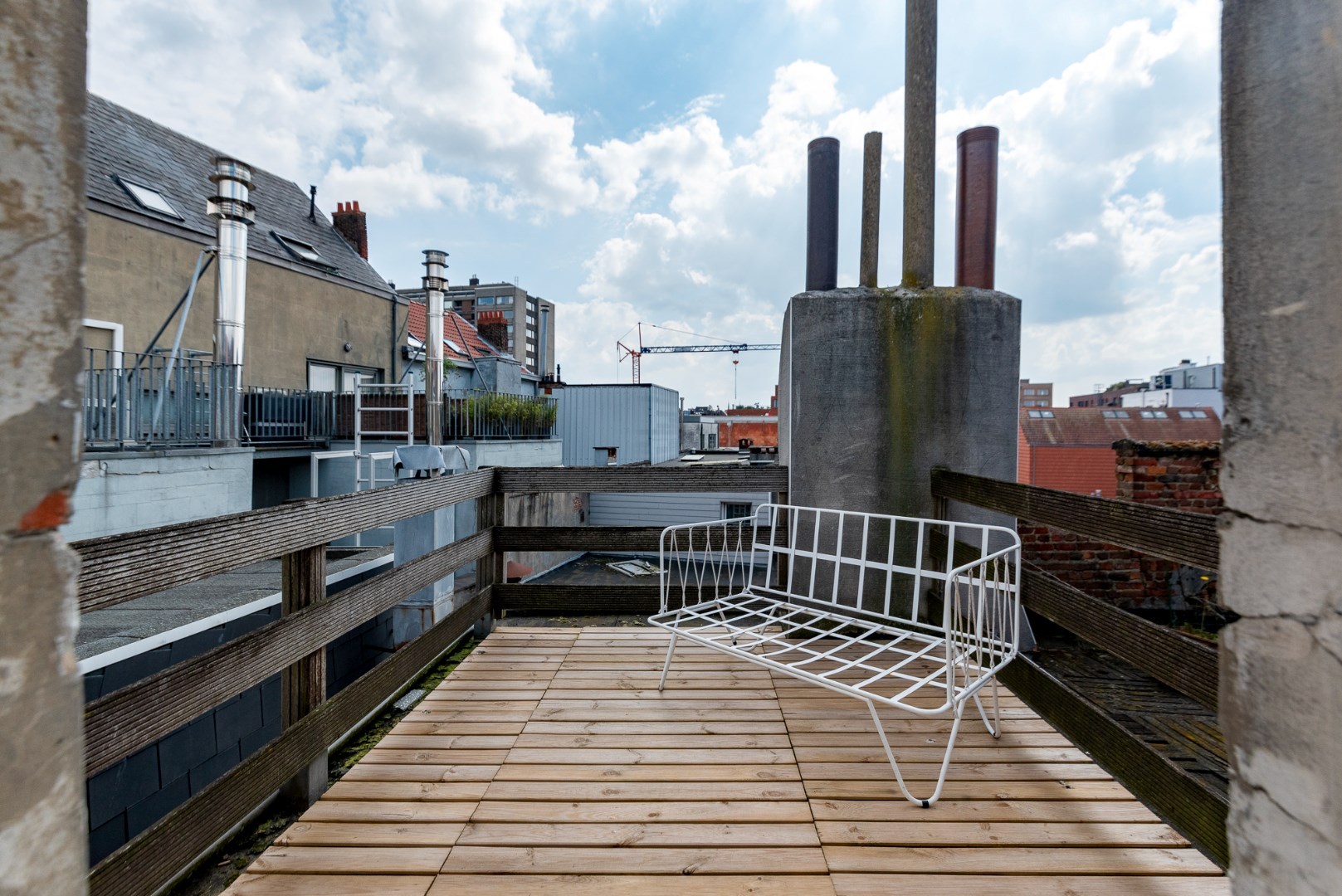 Gerenoveerd appartement met terras, op topligging - foto 3