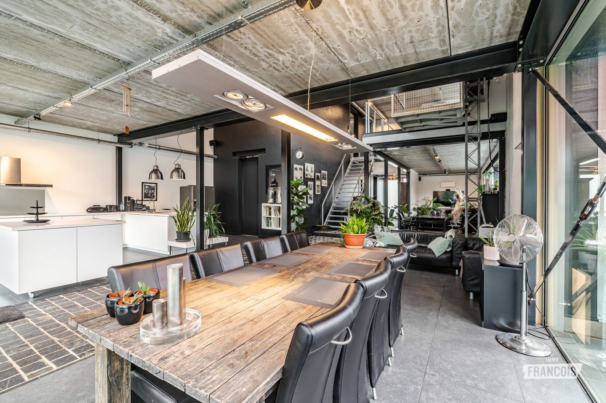 Industriële villa op 5.275 m² in Sint-Lievens-Houtem - foto 5