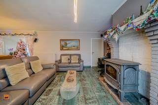 In de "Beukenstraat 22", een rustige - kindvriendelijke - woonwijk, dichtbij het centrum van Evergem, dichtbij scholen, winkelcentra,...