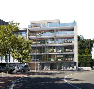 Ruim handelspand met een hoogwaardige afwerkingsgraad op toplocatie in het centrum van Genk.Project Belgiek bestaat uit 1 commerciële ruimte en 9...