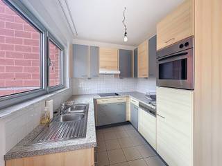 Plan je afspraak in via www.living-stone.beAppartement met twee slaapkamers en tuin (gelegen op de eerste verdieping)Het appartement beschikt over...