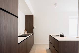 In het stijlvolle nieuwbouwproject Residentie Albert & Jerome – ontwikkeld door Kub en ontworpen door wielfaertarchitecten – ontdek je...