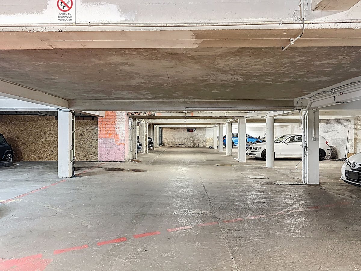 Place de parking à vendre à Anvers - photo 5