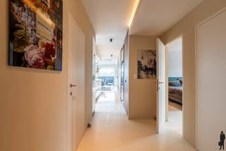 Instapklare penthouse aan de rand van Turnhout met zicht op prachtig groen, 2 ruime slaapkamers, badkamer met douche en ligbad, luxueuze afwerking...