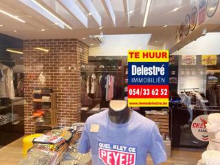 Goed gelegen winkelpand in de gekende ‘Galerie WHAT te Waterloo.Dit pand heeft een gevelbreedte van 10 m en een oppervlakte van 57 m².De maandelijkse...