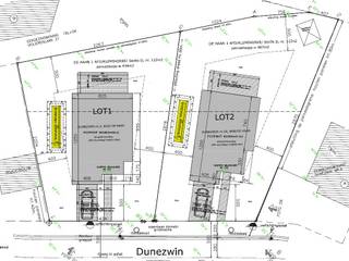 Prachtige open nieuwbouwwoning aan de rand van De Haan in een rustige residentiële wijk Vosseslag<br />op slechts 3 km van het centrum van De Haan.<br /><br />Deze woning LOT 2 - open bebouwing heeft een perceel oppervlakte van 487m²<br />met een zuid gerichte tuin en terras, oprit en garage.<br /><br />De woning wordt voorzien met een inkomhal, apart toilet, garage met wasplaats.<br />Een ruime woonkamer met ingerichte keuken, terras en tuin.<br /><br />Op de verdieping 3 of 4 slaapkamers, badkamer en toilet.<br />Zolder met valluik.<br /><br />De woning kan nog volledig ingericht worden en gebouwd worden naar de keuze van de koper.<br />Eco -afwerking met zonnepanelen en warmtepomp. <br /><br />Keuze van inrichting en materialen vrij te kiezen door te koper volgens lastenboek<br /><br />Grondwaarde onder registratie recht <br />Constructiewaarde onder btw stelsel 21% <br /><br />Verdere informatie via kantoor<br /><br />