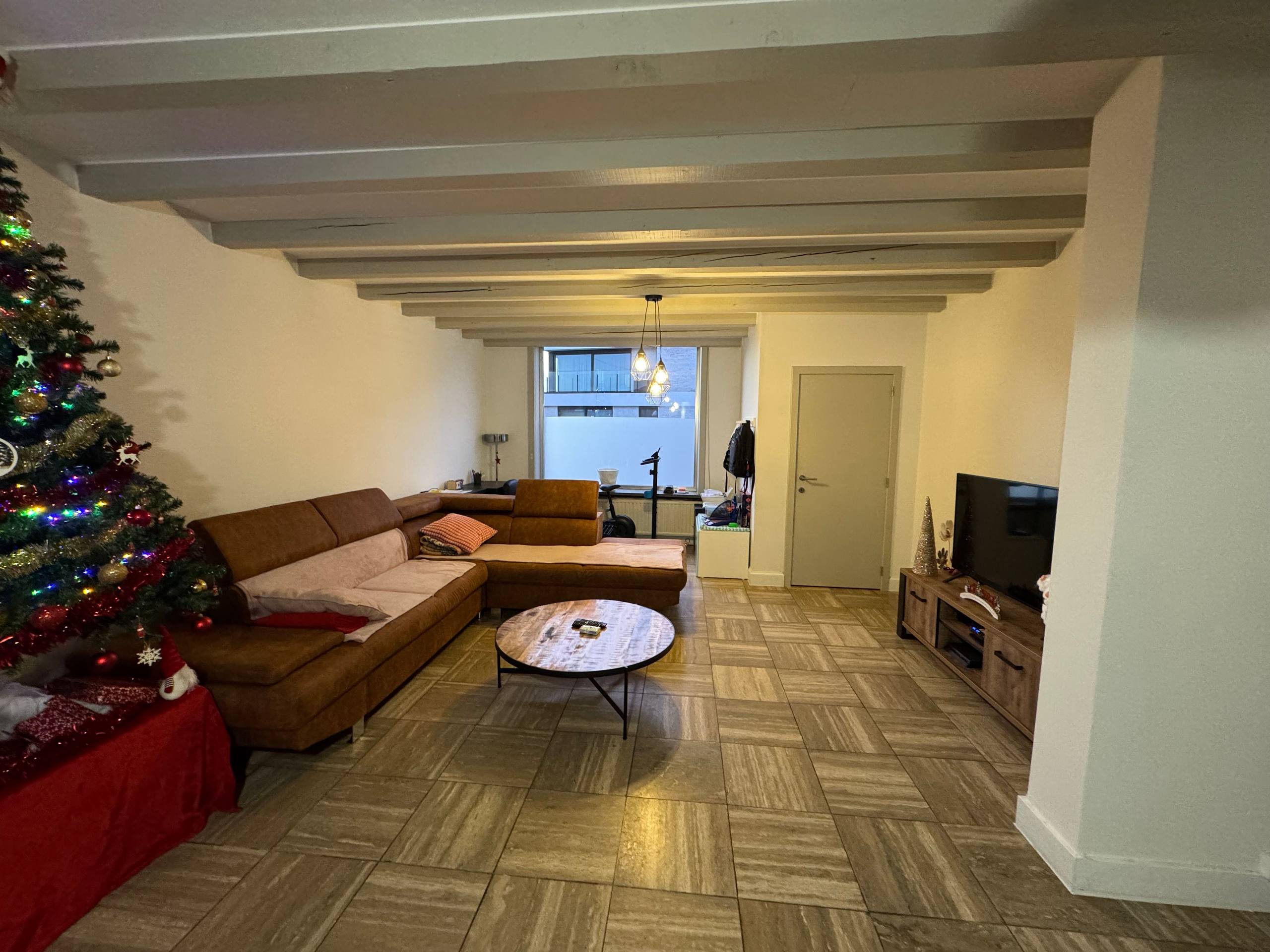 Starterswoning met twee slaapkamers te koop - foto 5