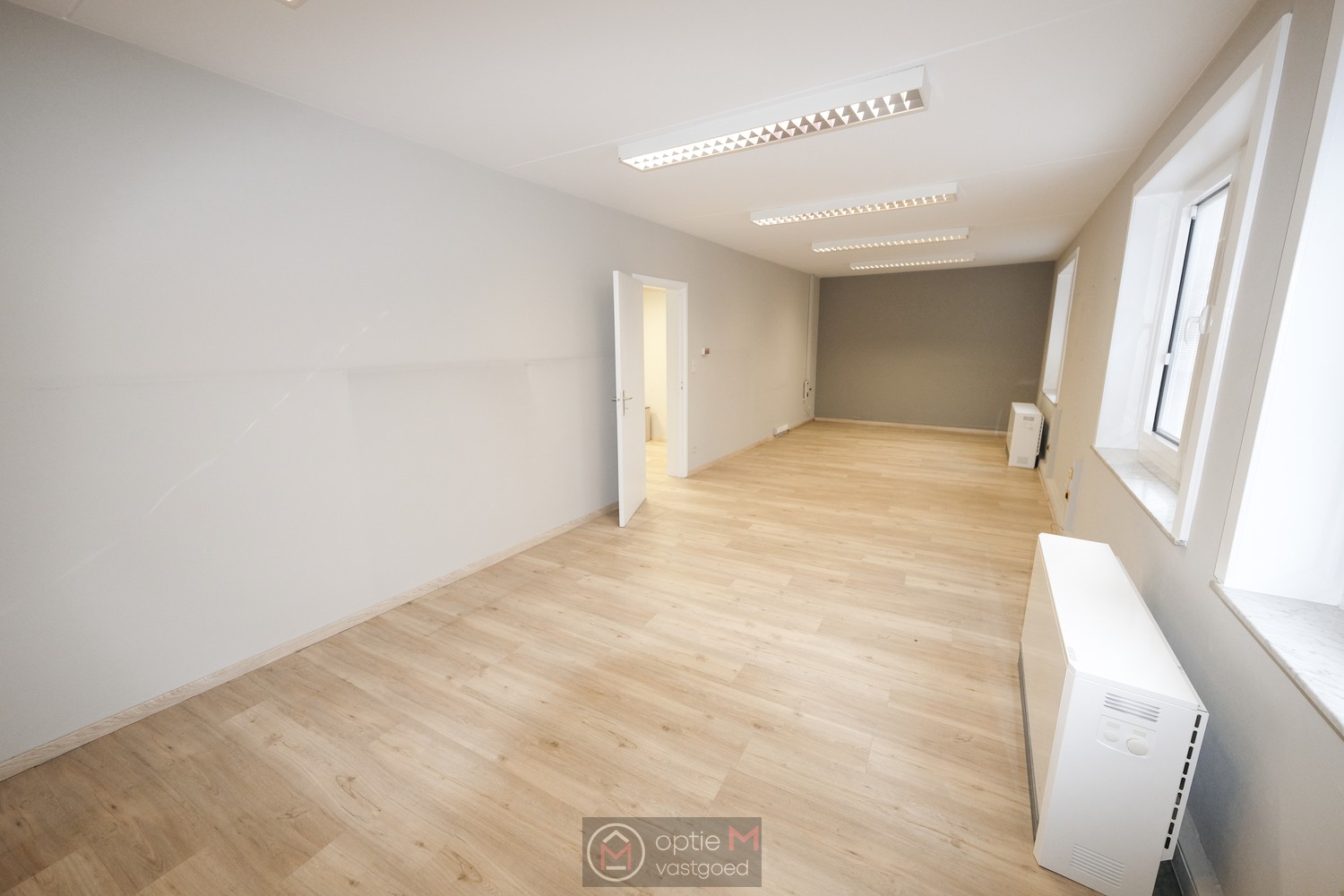 Commercial à louer à Bilzen - photo 5