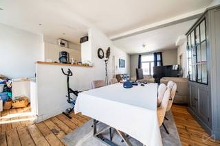 🏢 For sale – 2-bedroom duplex apartment in Evere<br /><br />📍 5 Rue Auguste De Boeck, Evere<br />💰 Price: €295,000<br />📈 Rental income: approx. €1,135/month OR 4.61% gross yield<br /><br />We Invest Brussels-Europe exclusively offers this 2-bedroom apartment, ideally located in a quiet and sought-after area of Evere, close to shops, public transport and the European institutions.<br /><br />2nd floor (duplex): 120 m² – EPC G<br /><br />🔹 Highlights:<br />Current rental income: approx. €1,135/month<br />Excellent rental yield in a high-demand area<br />Current leases in place – stable tenants<br />Well maintained, minor works possible for additional comfort<br />Individual gas heating, separate meters, private cellars<br />A profitable and secure real estate investment in Brussels, in a rapidly developing municipality.<br /><br />📞 Contact & visits:<br />Rebecca Hallal<br />We Invest Bruxelles-Europe<br />📱 Tél. : +32 472 12 62 42 | ☎️ 02 478 67 49<br />📧 Email : bruxelles.europe@weinvest.be<br /><br />🌐 Discover our other apartments for sale in Evere on www.weinvest.be