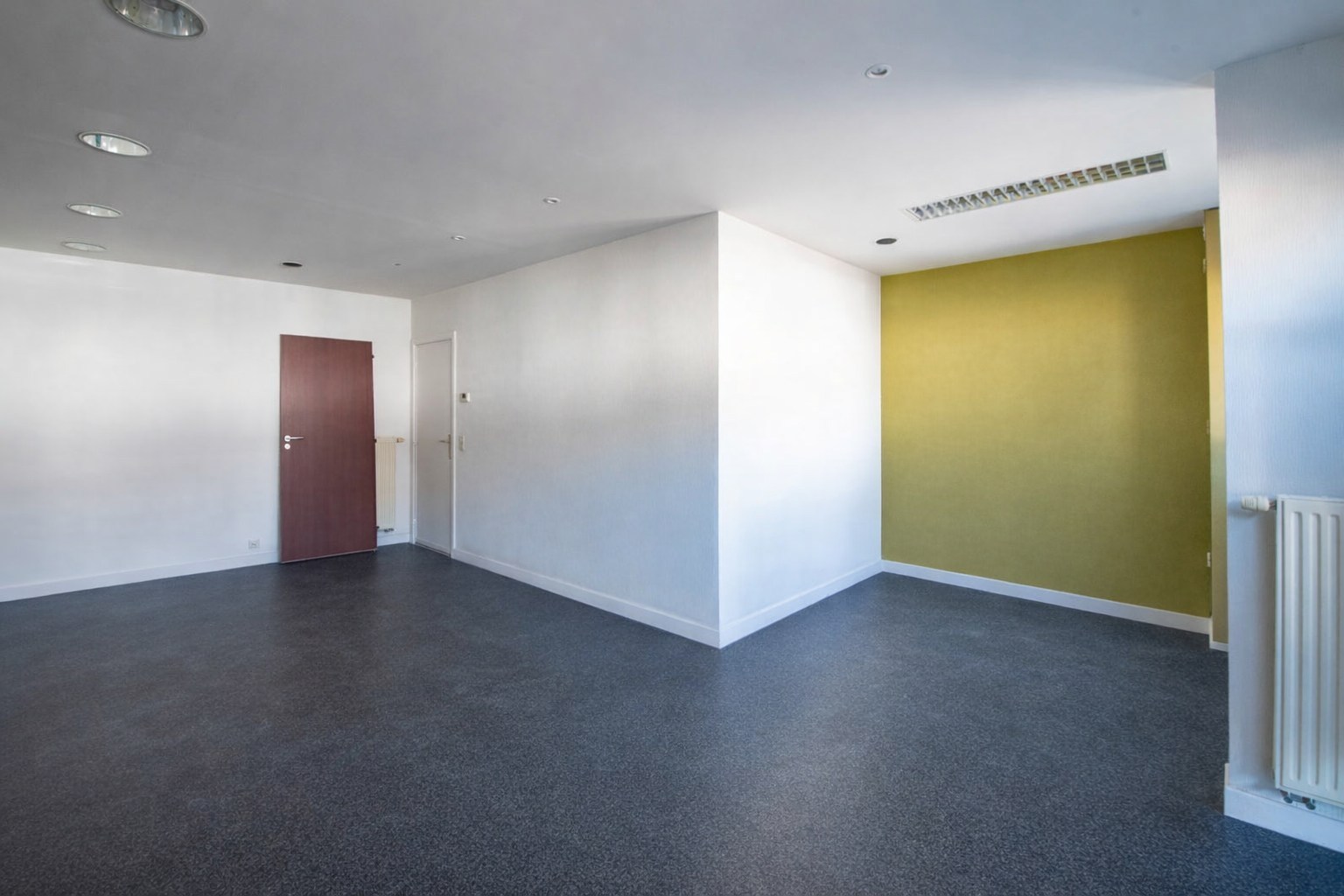 Duffelsesteenweg 84 - Commercieel Gelijkvloers met Sterke Visibiliteit te Kontich - foto 5