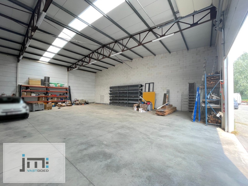 Bedrijfshal - foto 2