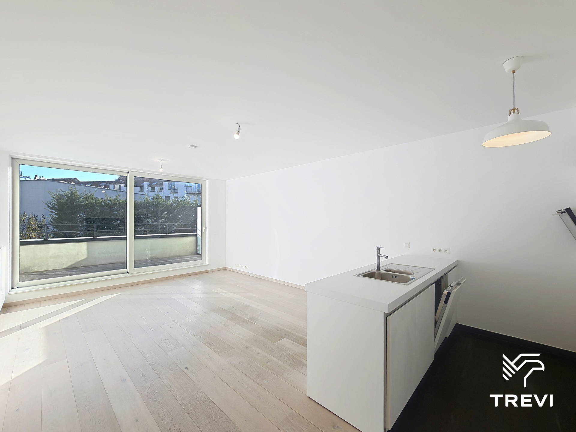 Ruim appartement met 3 slaapkamers + bureau en terrassen! - foto 4
