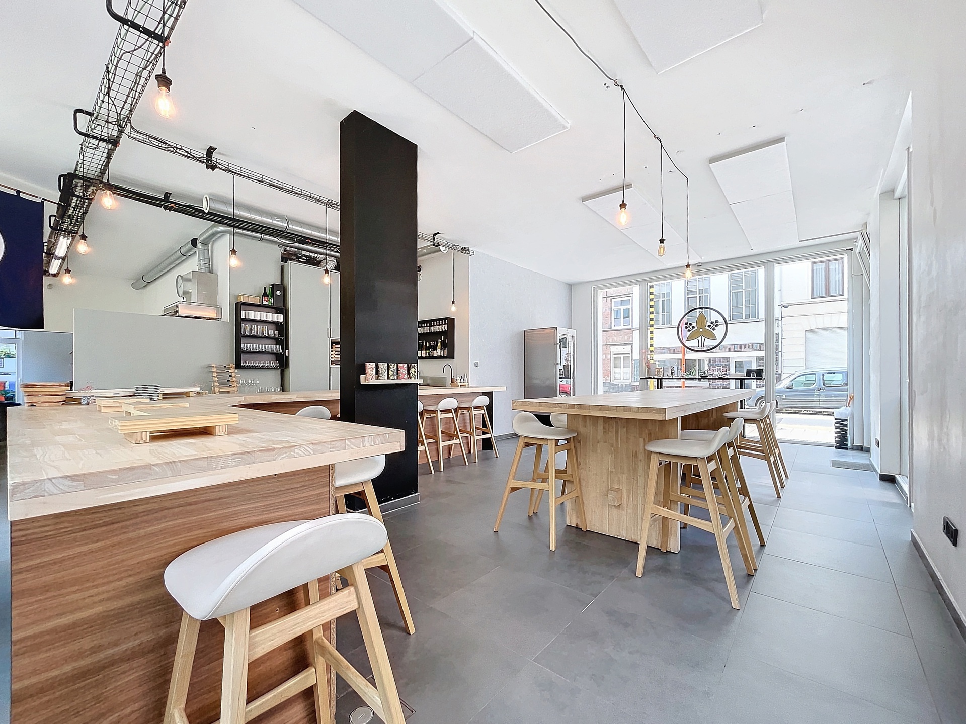 Commercial for rent in Ghent - photo 5
