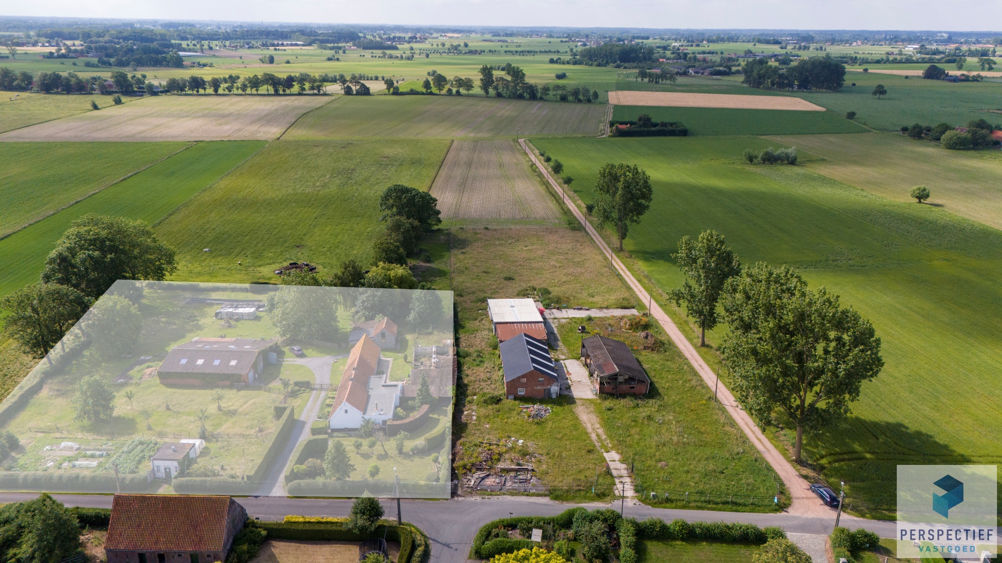 UITERST RUSTIG & LANDELIJK GELEGEN hoeve met WEILAND op ca. 6790 m² - foto 3