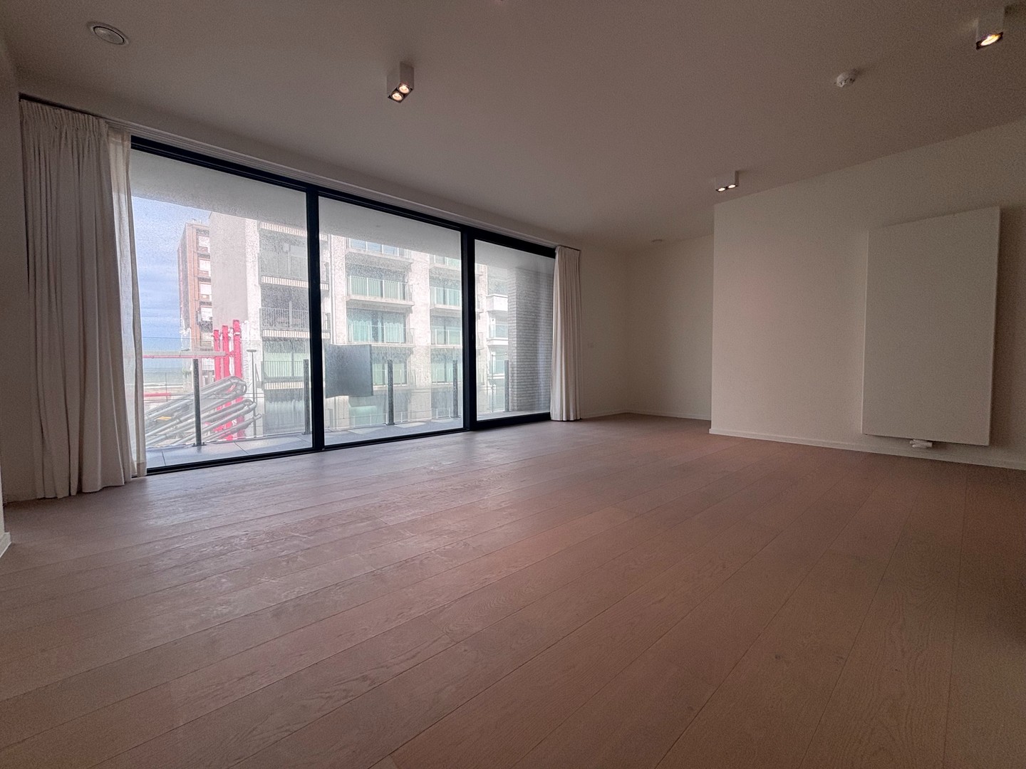 Moderne assistentiewoning met 1 slaapkamer op het tweede verdiep in Oostduinkerke. - foto 4