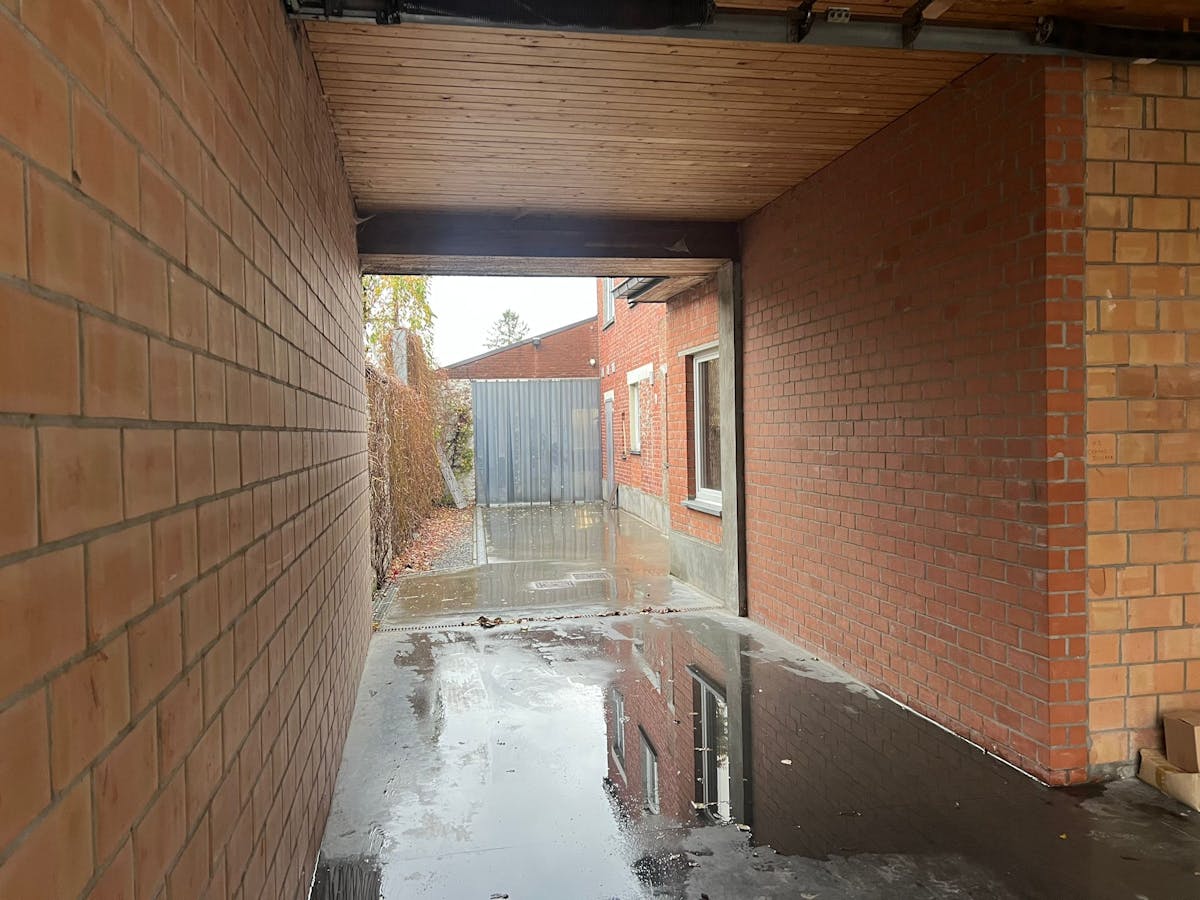 Warehouse of approximately 140 m² for rent in Meulebeke - photo 4