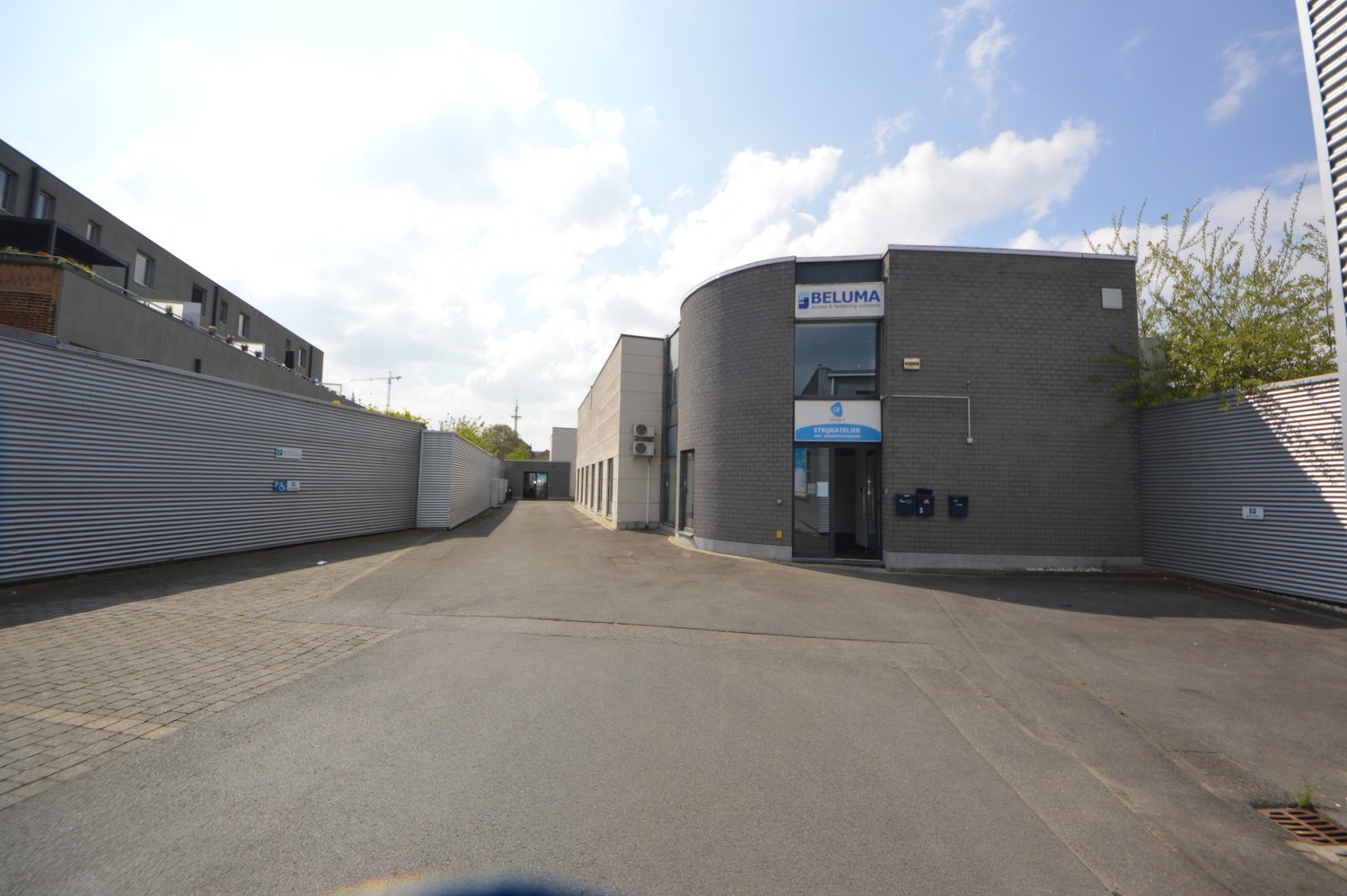 Commercial for rent in Aalst - photo 2
