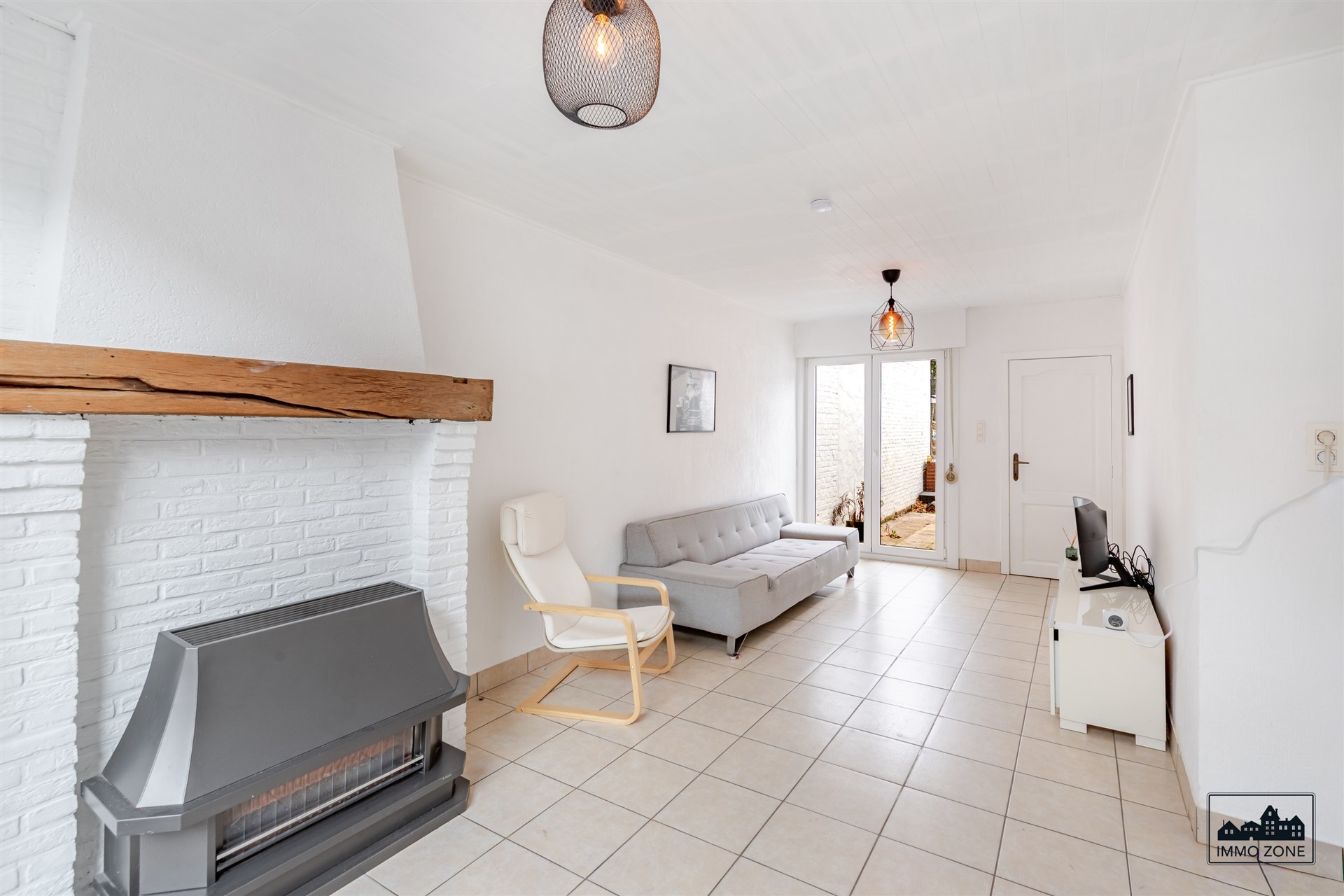 Charmante maison mitoyenne avec potentiel au coeur de Hamme - photo 3