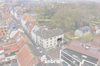 Dit instapklaar appartement met drie slaapkamers is gelegen vlakbij de markt van Tielt, op wandelafstand van verschillende winkels, horeca,...