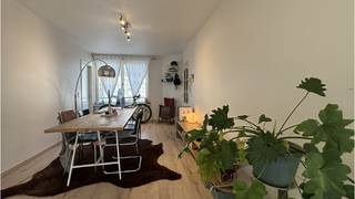 <strong>Lichtrijk 2-slaapkamerappartement</strong> met uitstekende ligging in het <strong>centrum van Brugge</strong> vlakbij diverse winkels, openbaar vervoer en op een wandelafstand van het <strong>Astridpark</strong>, parking 't Pandreitje en de Markt. <br />+ Energielabel C!<br />+ Uitstekende mobiscore  9,3 op 10!<br /><br />Omvat een inkom met gastentoilet, living,  ingerichte keuken, 2 slaapkamers en een badkamer met ligbad.<br />Kosten : + 25 euro  forfait onderhoud gemeenschappelijke delen  <br />+ 30 euro  forfait water.<br />#leukwonen #brugge<br /><br />Beschikbaar  1 maart 2026