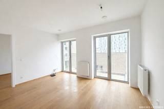 Gezellige en verzorgd appartement op de 2e verdieping naast Park Spoor Noord en AP hogeschool.Lichtrijke woon- en leefruimte op laminaatvloer met...