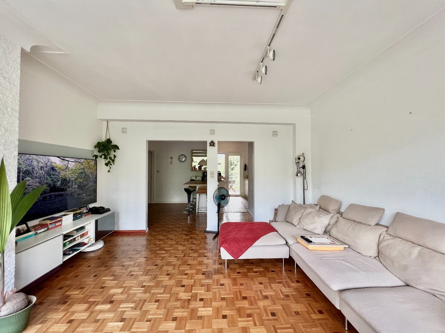 Modern ingericht GEMEUBELD 2 slpk appartement - foto 4