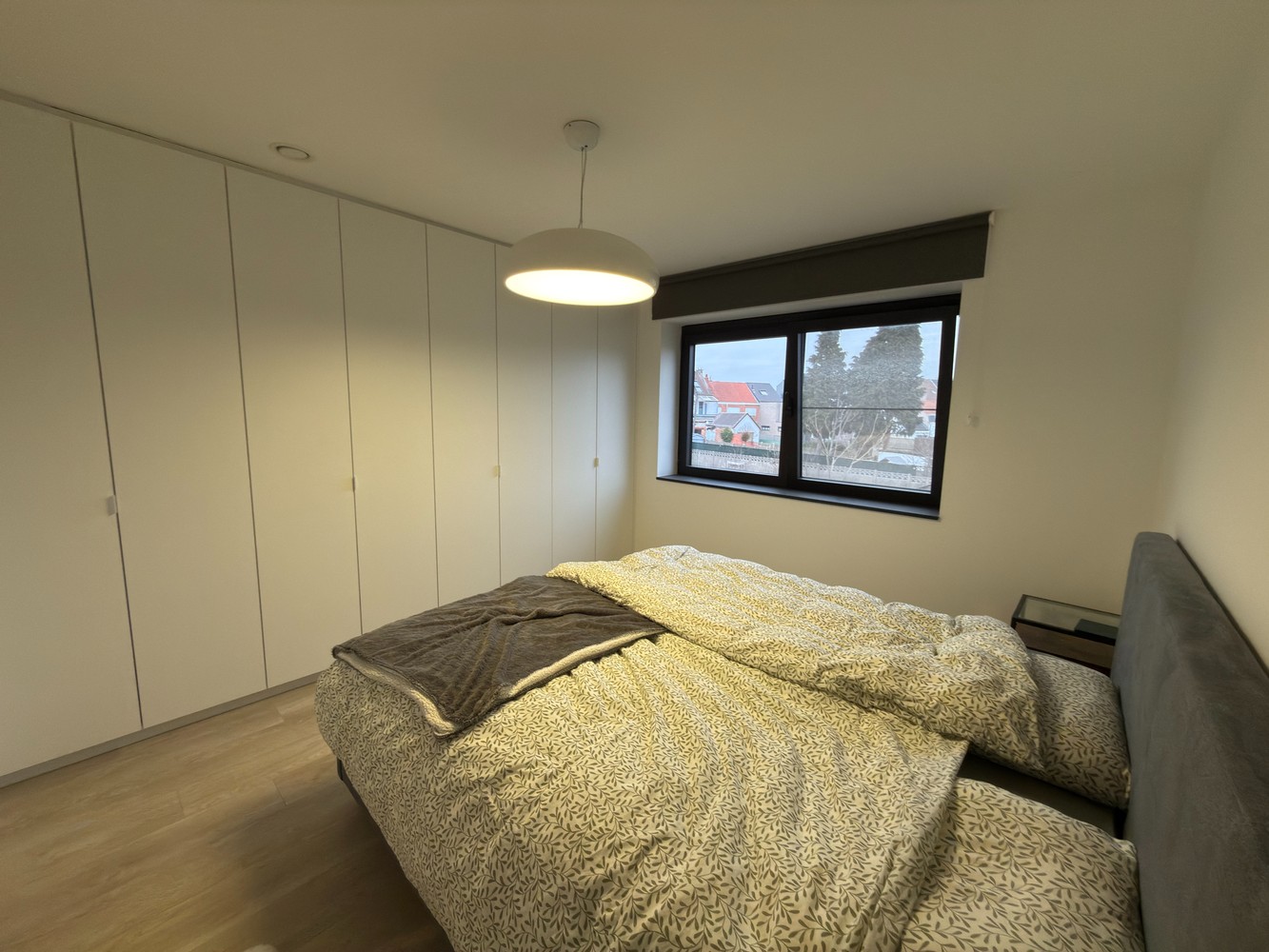 TE HUUR I PRACHTIG APPARTEMENT MET GARAGEBOX - foto 5