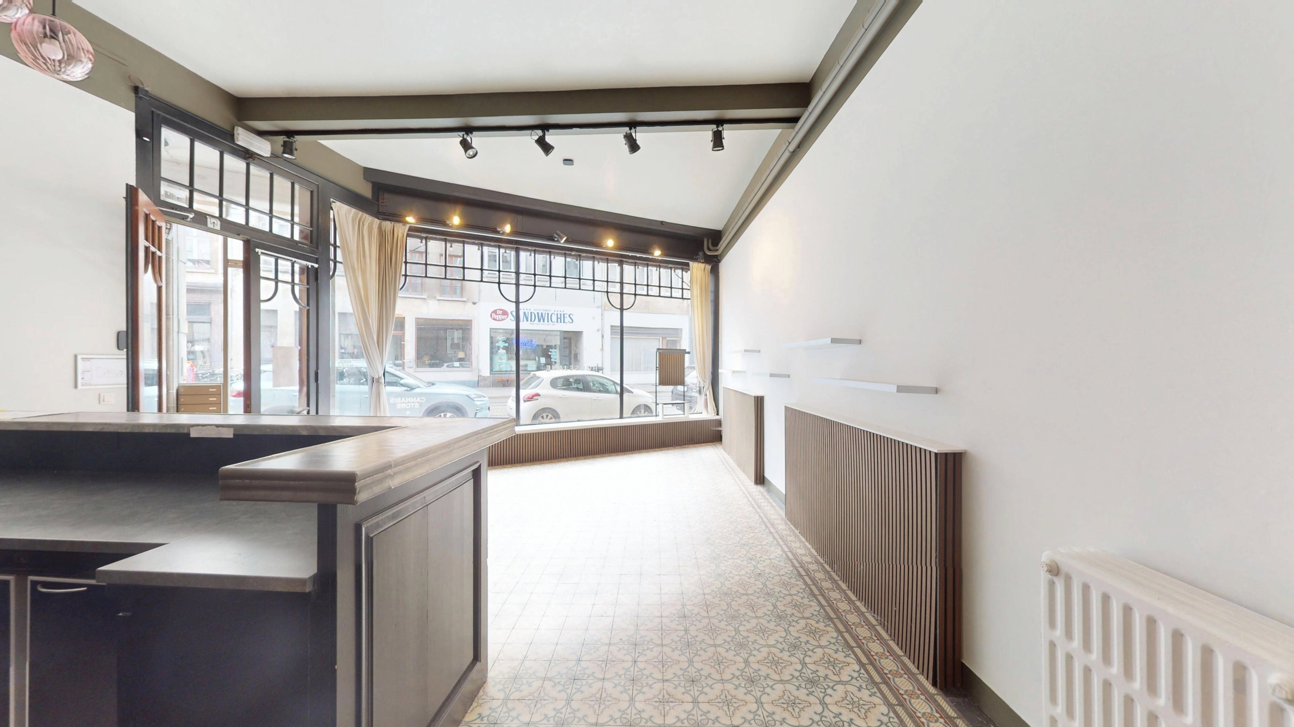 ANTWERPEN CENTRUM - Commercieel gelijkvloers op toplocatie in hartje Antwerpen - foto 4
