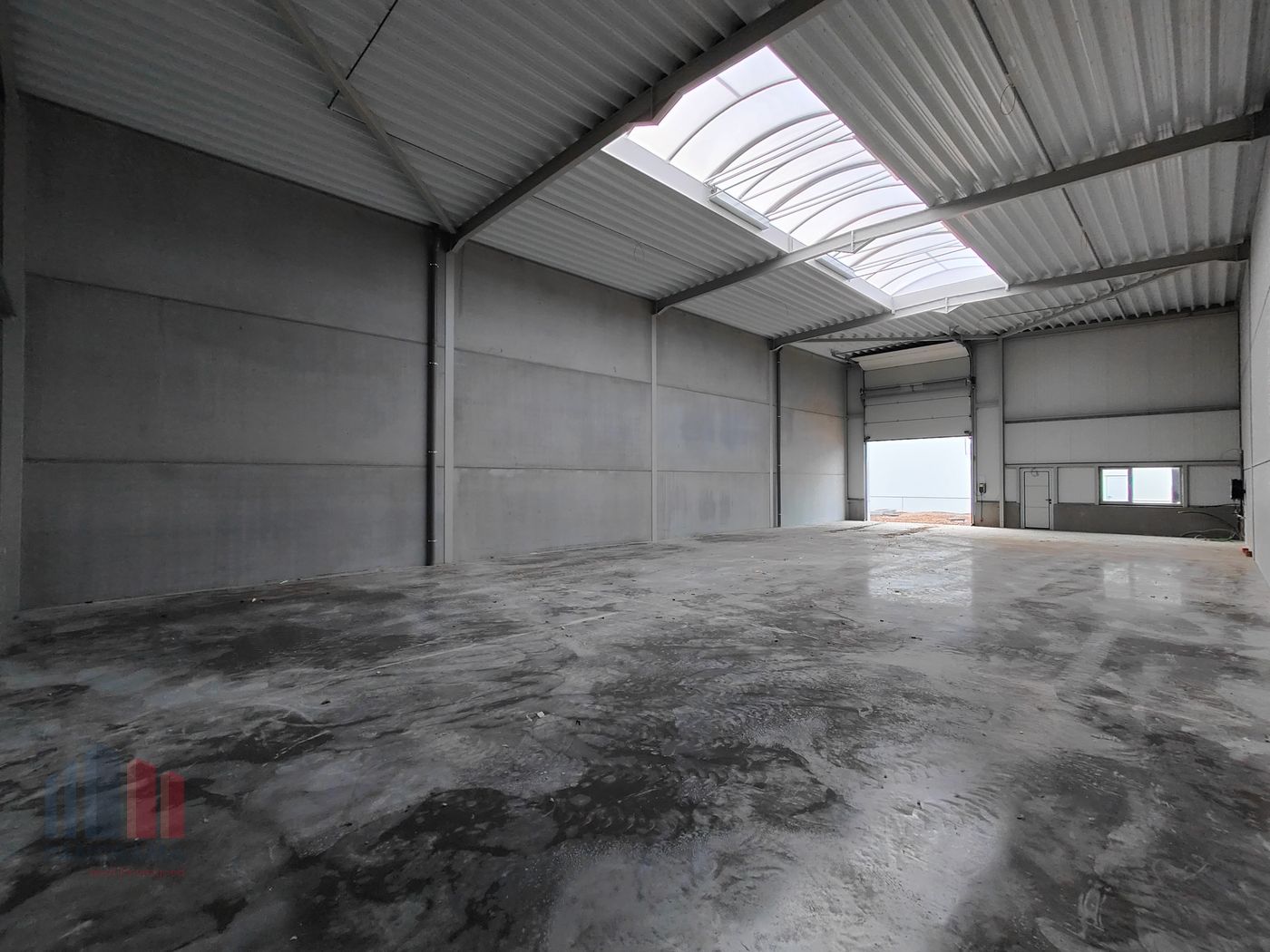 NIEUWBOUW KMO-UNIT VAN 440 m² TE HUUR IN BLANKENBERGE - foto 2