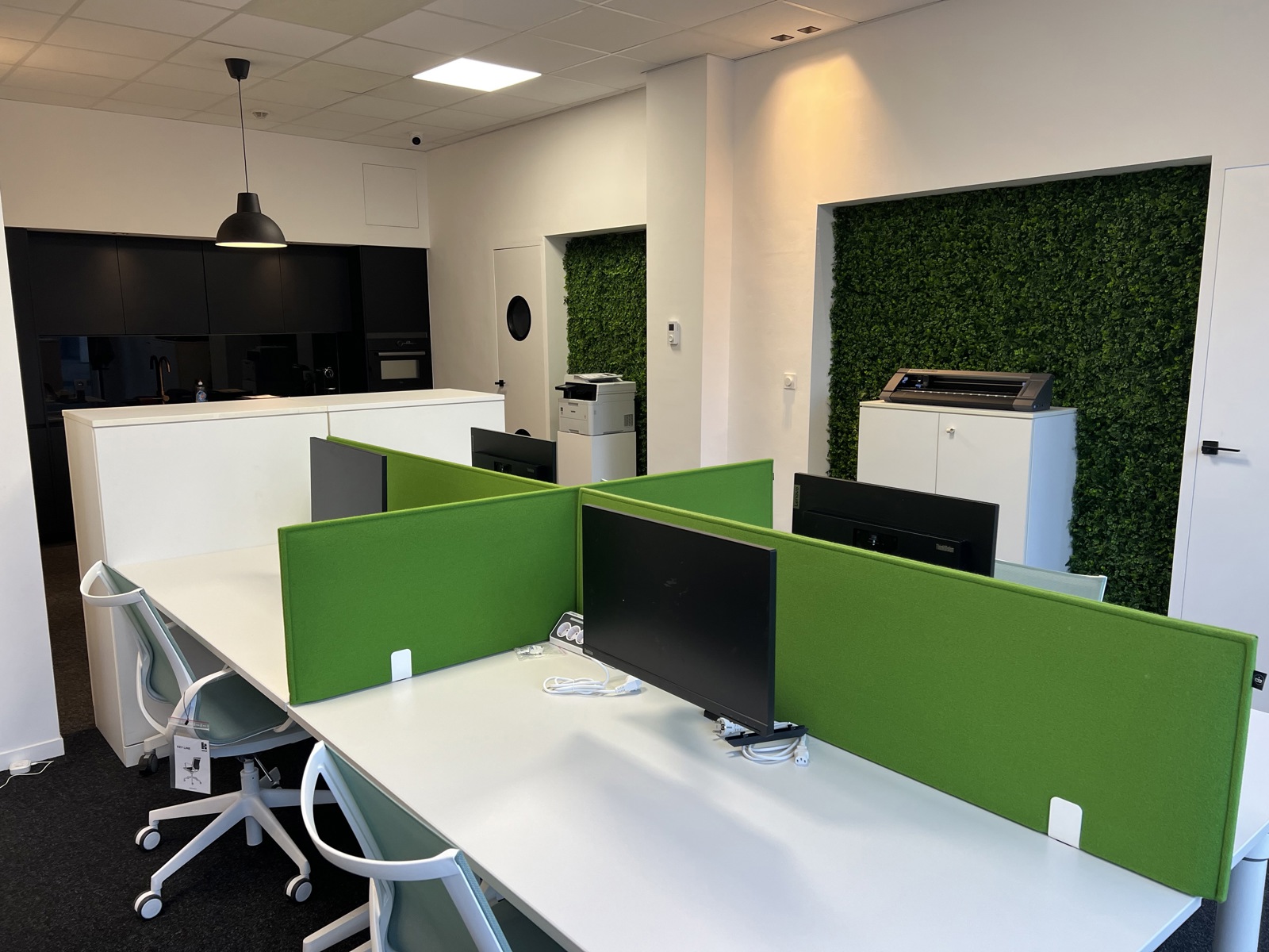 Commercial à louer à Anvers - photo 4