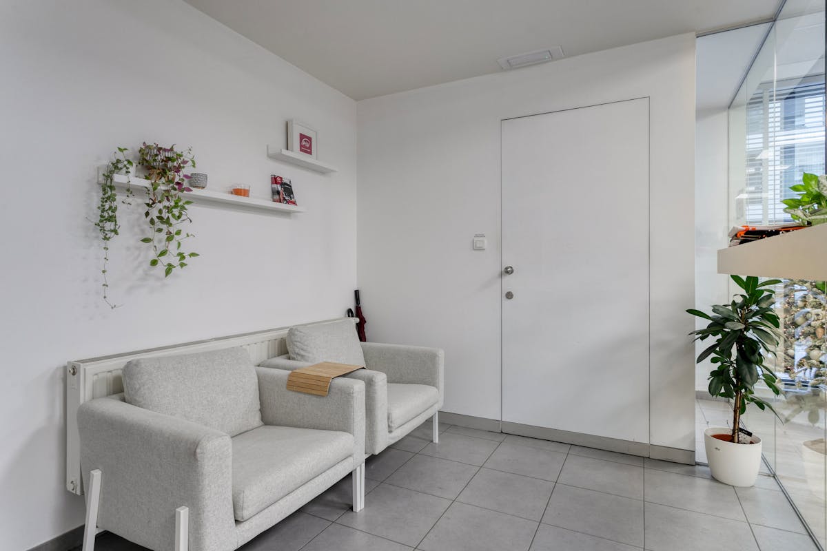 Verhuurde commerciële ruimtes te koop in Roeselare - foto 4