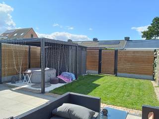 Instapklare en gerenoveerde woning met zonnige tuin en tal van troeven<br /><br />Bent u op zoek naar een charmante, volledig gerenoveerde woning waar comfort en functionaliteit centraal staan? Dan is deze eigendom precies wat u zoekt!<br /><br />Met een bewoonbare oppervlakte van 89 m² biedt deze woning een doordachte indeling en een aangename woonbeleving. <br /><br />De woning beschikt over 2 volwaardige slaapkamers en een moderne badkamer uitgerust met een bad/douchecombinatie en een dubbele lavabo – ideaal voor extra comfort in het dagelijkse gebruik. Daarnaast is er een aparte toiletruimte met geïntegreerde wasruimte, wat zorgt voor extra praktische meerwaarde. Ook is er een praktische berging voorzien.<br /><br />Een absolute troef is de volledig afgewerkte zolder die bereikbaar is via een vaste trap. Verder is de woning voorzien van een volledig onderkelderde kruipruimte.<br /><br />Langs achter beschikt u over een aparte toegang tot de tuin, wat zorgt voor extra flexibiliteit. De zonnige en onderhoudsvriendelijke achtertuin biedt een heerlijke plek om tot rust te komen of te genieten met familie en vrienden.<br /><br />De woning is bovendien uitgerust met:<br /><br />- Conforme elektriciteit<br />- Elektrische rolluiken<br />- Verwarming op aardgas<br />- EPC-label C<br /><br />Extra interessant: de woning kan eventueel bemeubeld aangekocht worden, wat ze ook bijzonder geschikt maakt als investering of voor wie meteen wil intrekken zonder zorgen.<br /><br />Kortom, een instapklare woning met een uitstekende prijs-kwaliteitverhouding en tal van mogelijkheden.<br /><br />Interesse? Contacteer ons vandaag nog voor een bezoek!