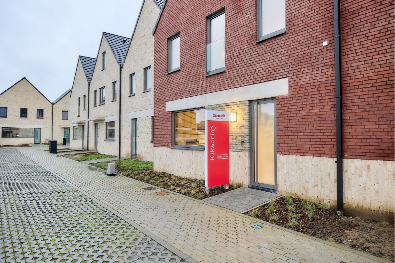 Ruime nieuwbouwwoning met 4 slpk's in Zele - foto 3