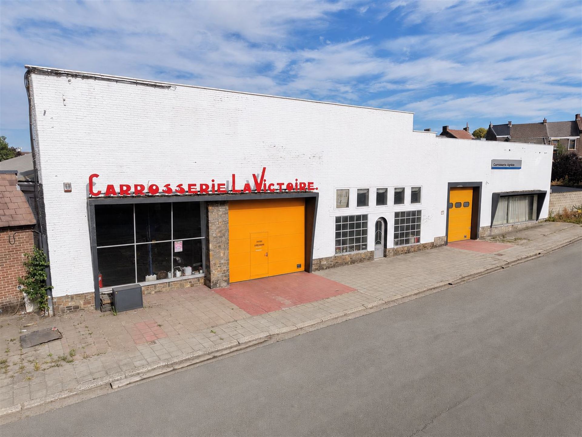 Commercieel te koop in Charleroi