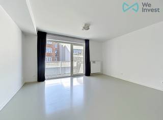 Tel: 0456 87 27 16Email: juliana.t@weinvest.beWe Invest heeft het genoegen u deze studio voor te stellen op de 4de verdieping van een gebouw met...