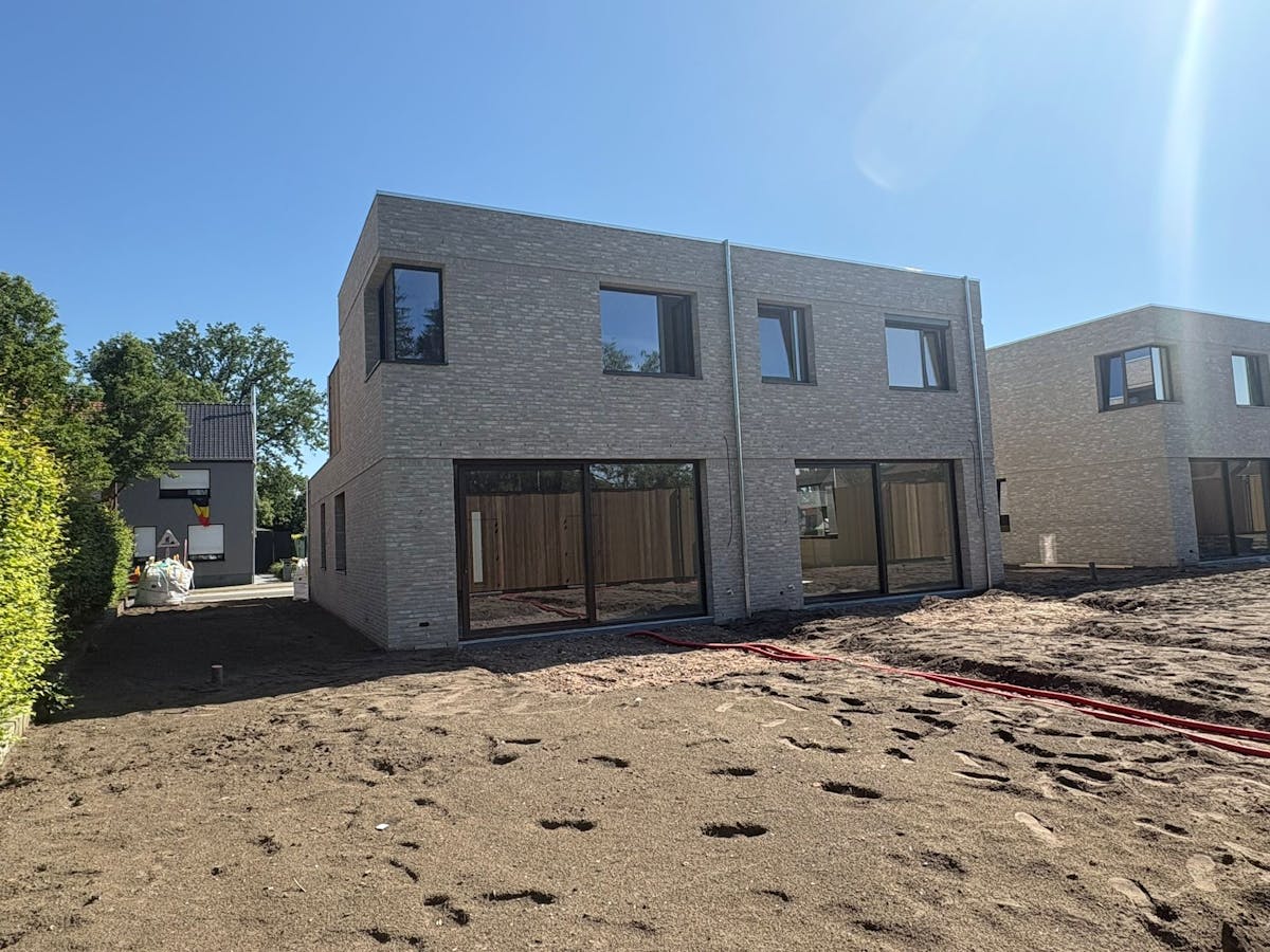 Newly built home for sale in Essen-Wildert! - photo 4