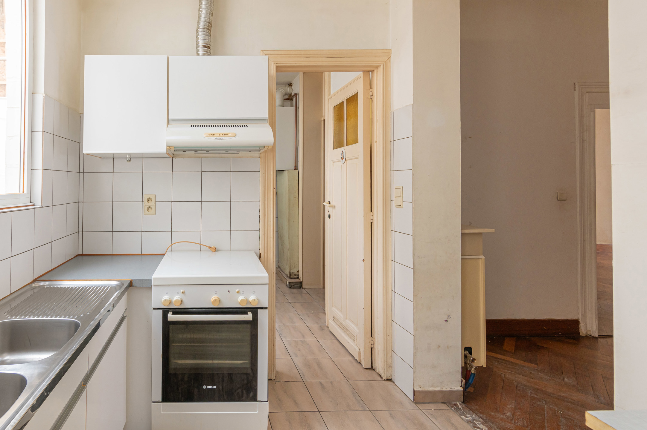 Te renoveren stadswoning met veel potentieel! - foto 5
