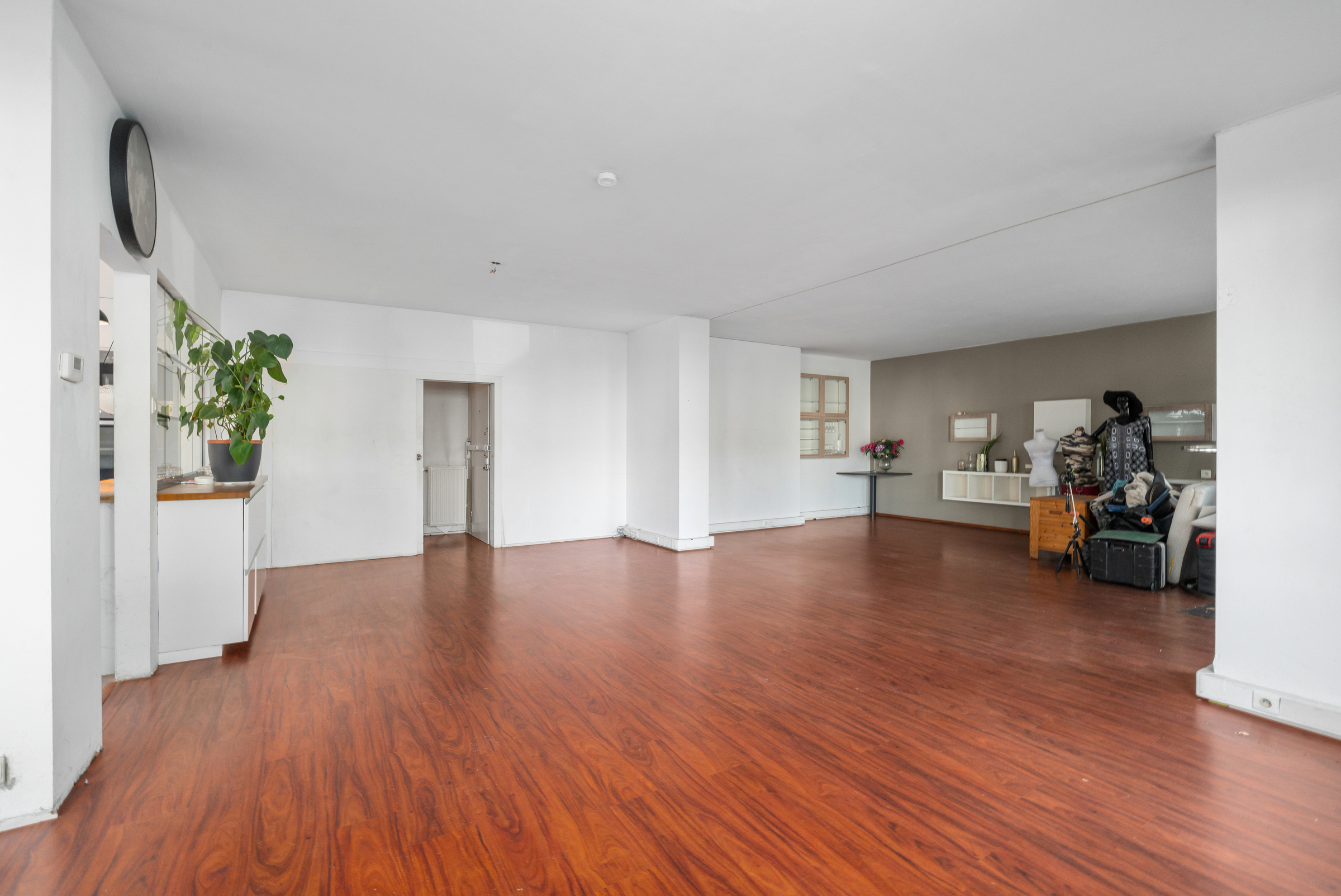 Gelijksvloers appartement met vier kamers in Wilrijk - foto 4