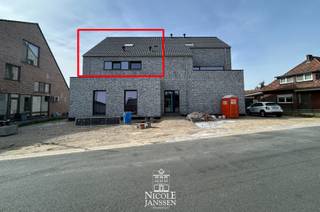 Ontdek dit nieuwbouwappartement op een goed bereikbare locatie, waar comfort en energiezuinig wonen centraal staan. Het appartement is...