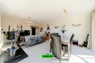 Dit charmante appartement bevindt zich op de derde verdieping van een residentie in Kaaskerke, op de rand van Diksmuide. De ligging is...