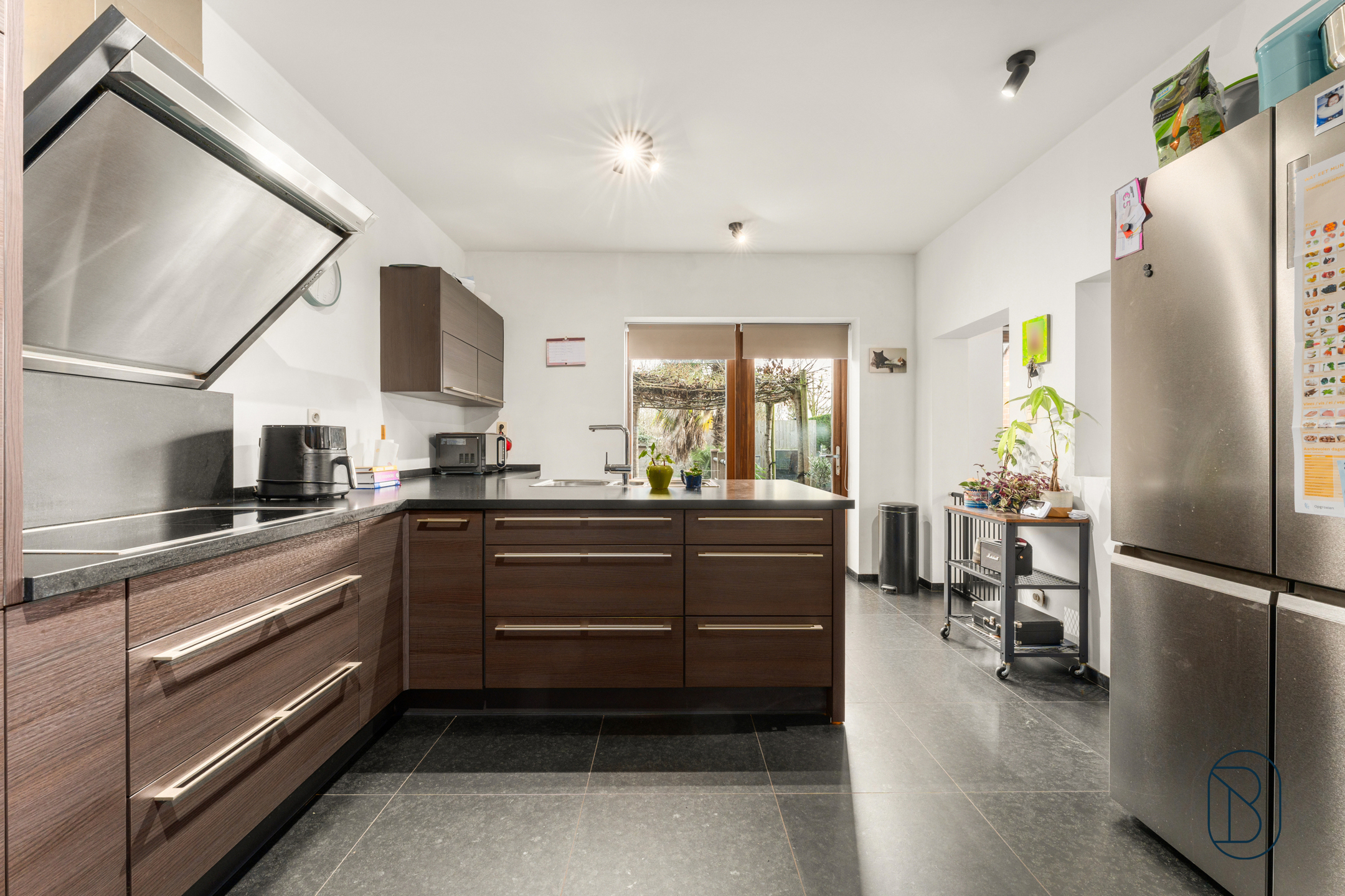 Instapklare karaktervolle burgerwoning met prachtige tuin! - foto 5