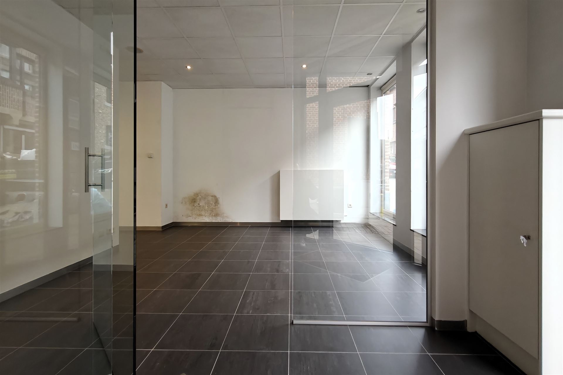 Op te frissen handelspand op top locatie in het centrum van Borgloon - foto 5