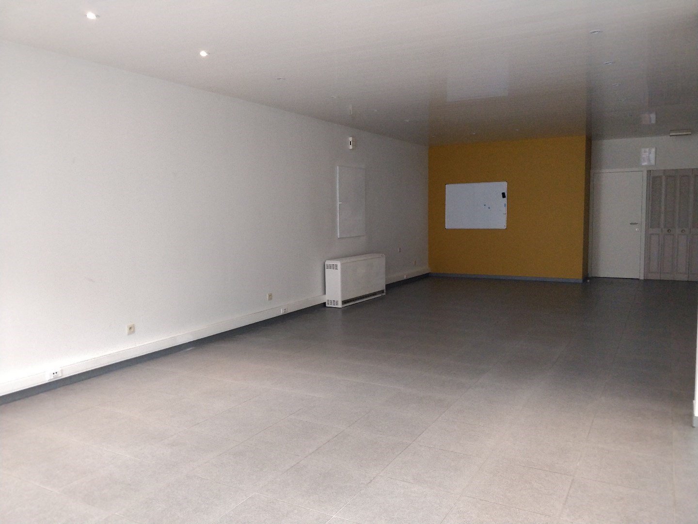 Handelspand gelegen in het centrum van Lokeren - foto 5