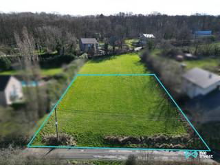 Présentation complète sur notre site : https://weinvest.be/fr-BE/property/for-sale/huy/land/61379Idéalement situé dans le quartier calme du Sarte à...