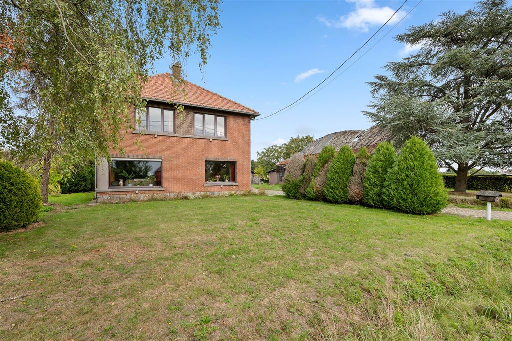 Woning met bijgebouwen op ca. 1,7ha te Nieuwkerken-Waas - foto 4